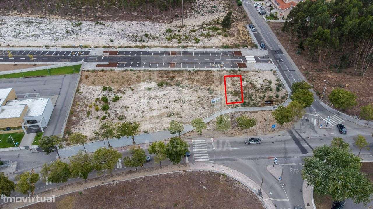 Lote de terreno no centro de Ovar - Grande imagem: 3/9