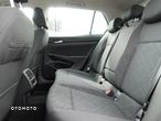 Volkswagen Golf VIII 1.5 eTSI EVO Life DSG - 29