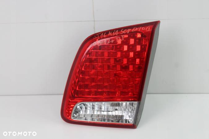 LAMPA PRAWY TYŁ TYLNA KIA SORENTO II 2 09-12R - 1