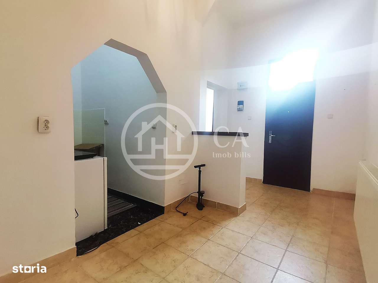 Apartament cu 1 camera la curte comuna de vanzare Central, Oradea - Imagine principală: 3/8