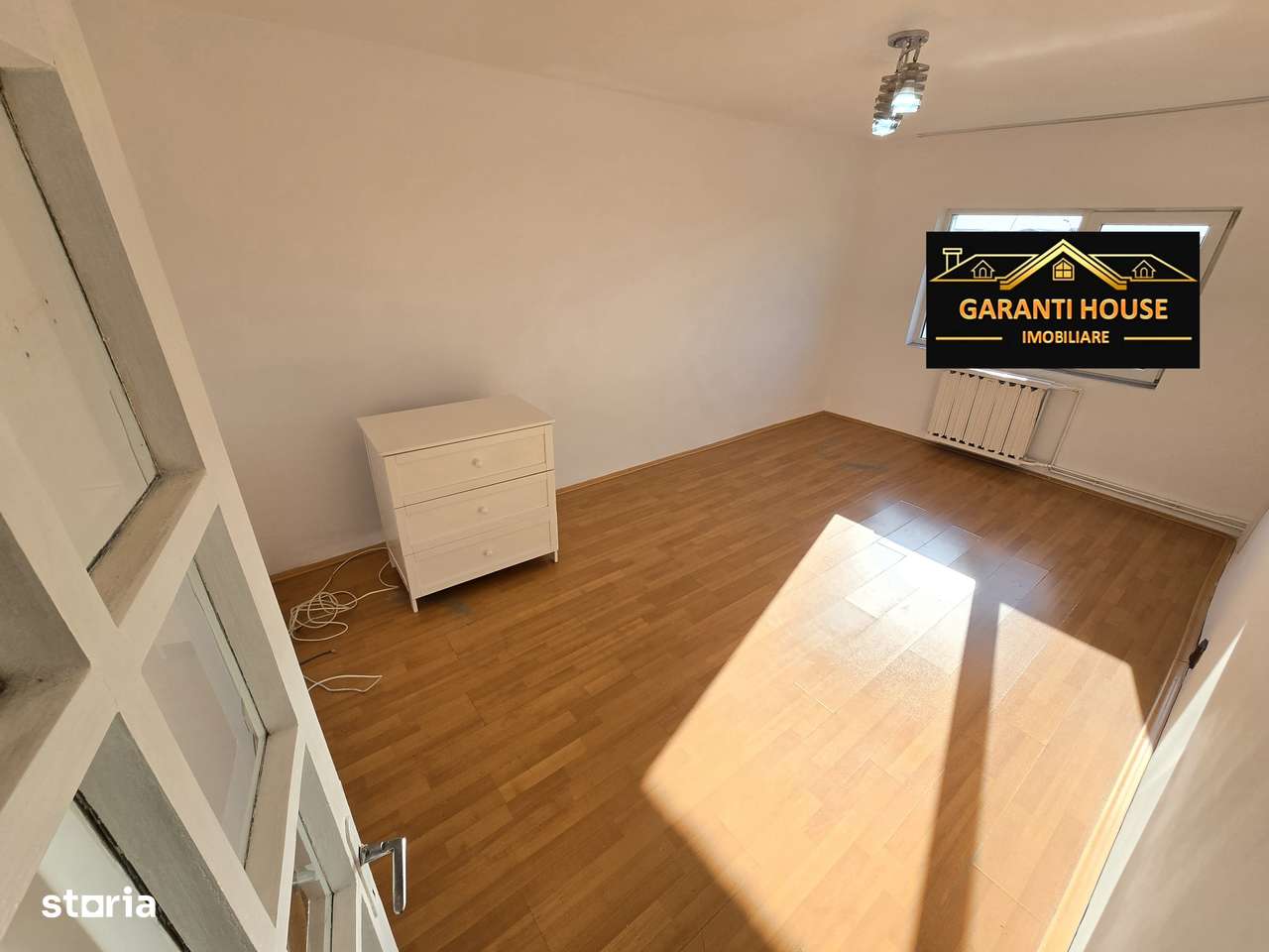 Ariesului, apartament 3 camere, decomandat, partial mobilat, 55 000€-3