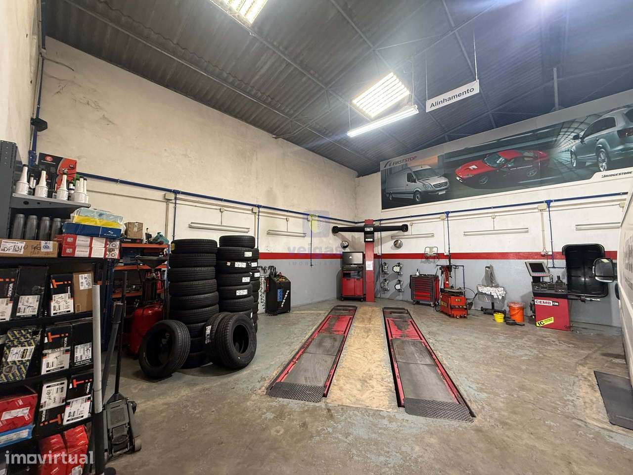 Trespasse de Oficina Automóvel Totalmente Equipada em pleno funcioname - Grande imagem: 3/49