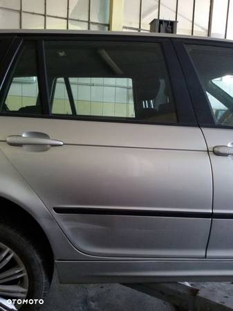 Drzwi prawe tył BMW 3 E46 2.0D - 1