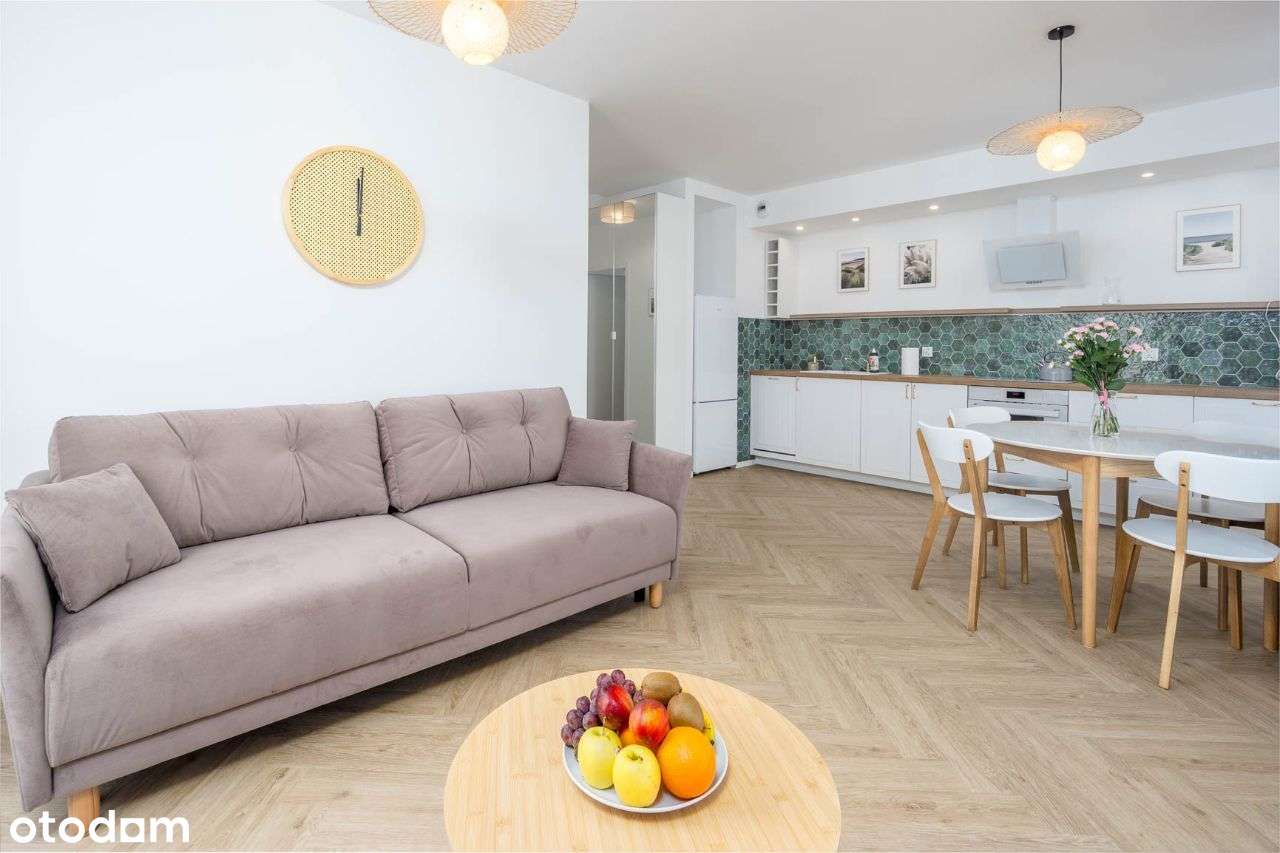 Nowy przestronny apartament w pasie nadmorskim (nowa cena !)