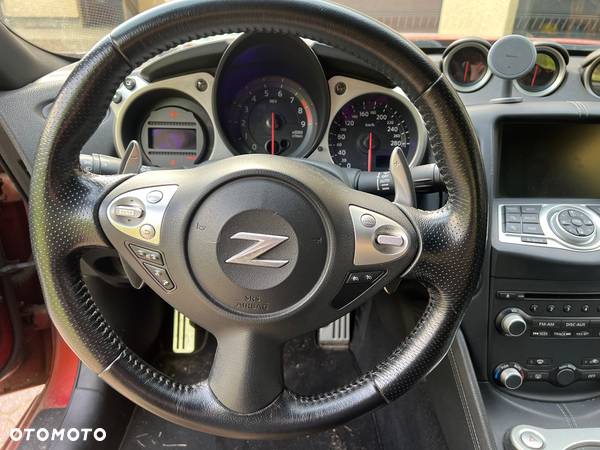 Nissan 370 Z 3.7 V6 Platinum - 8