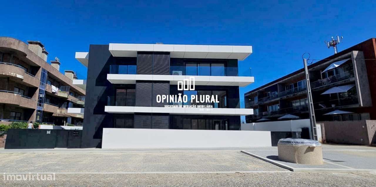 Apartamento T1 de Luxo pronto a Habitar a 500m da Praia em Valadares-0
