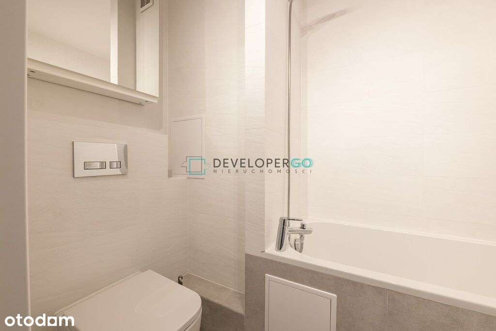 62 m2 po remoncie, centrum, 2 pokoje + balkon-4