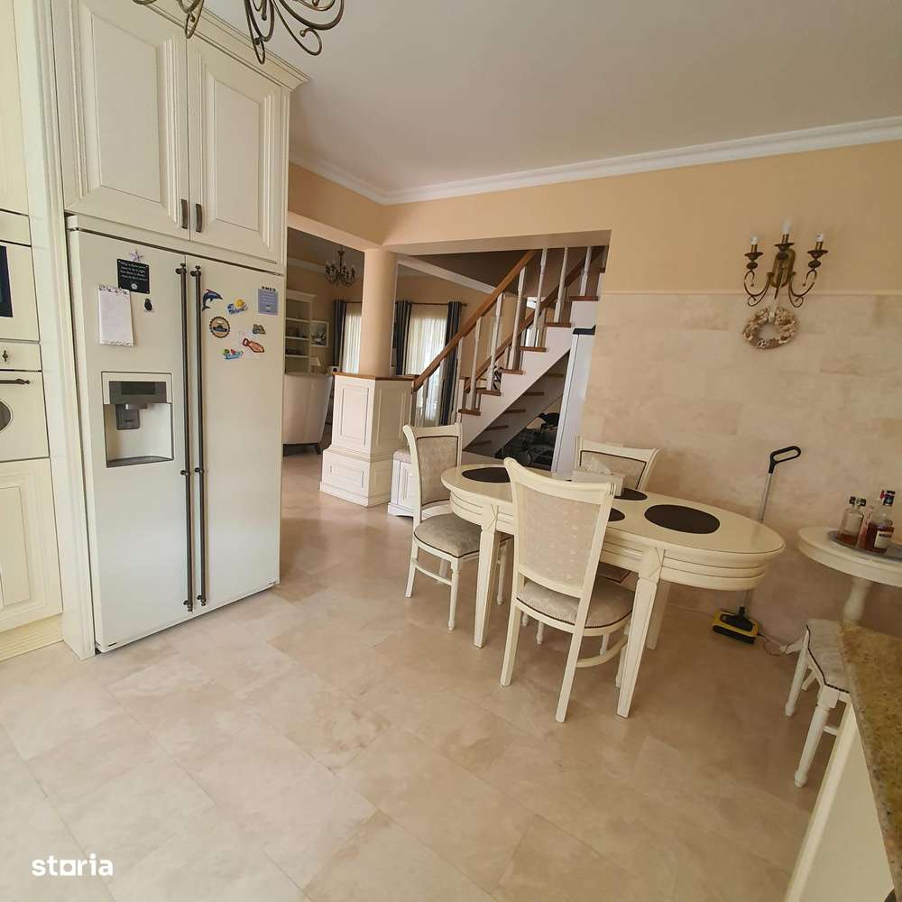 Vila Tip Duplex, 8 Camere, Teren 1100 Mp, Finisajele de Lux-7