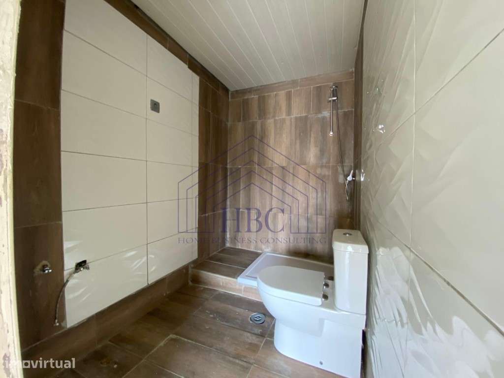 Moradia T3+1 com Grande Potencial na Lagoa de Albufeira - Sesimbra-9