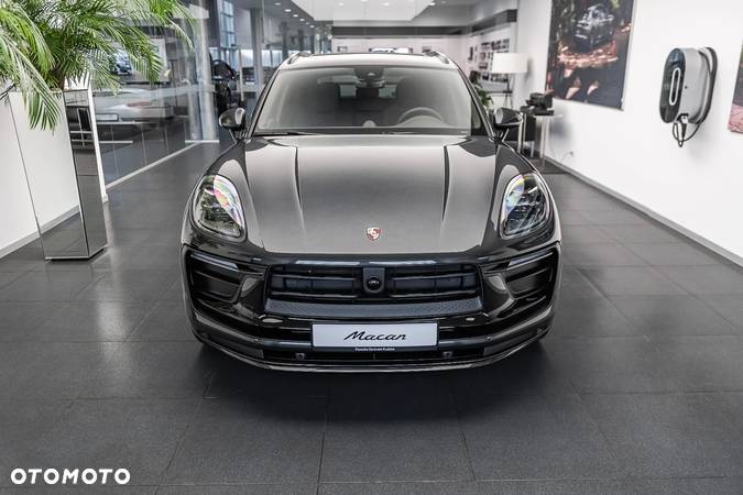 Porsche Macan T - 4