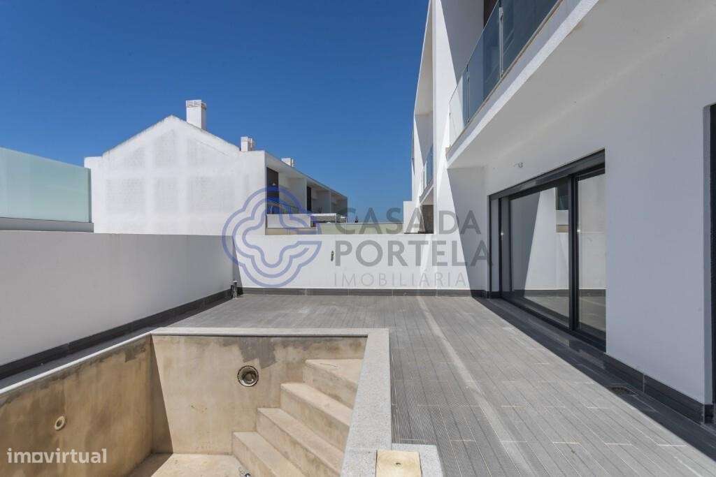 Sonhe Grande, Viva Melhor: Moradia T4 com Piscina em Alcochete - Grande imagem: 4/45