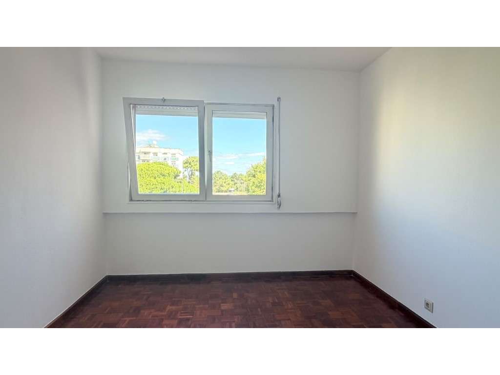 Apartamento T2 - Santo António da Charneca-10