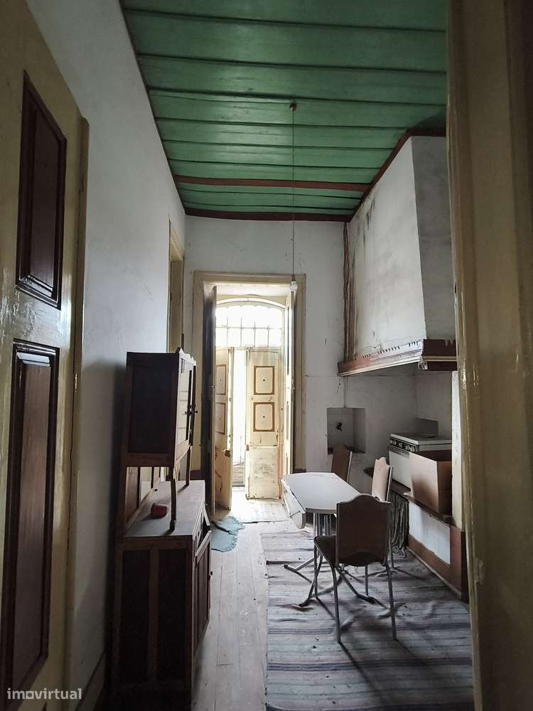 Prédio para Renovação Total-12