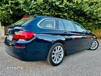 BMW Seria 5 520i Touring Luxury Line - 16