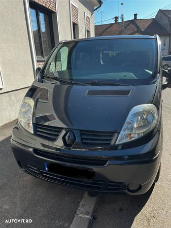 Renault Trafic - 1