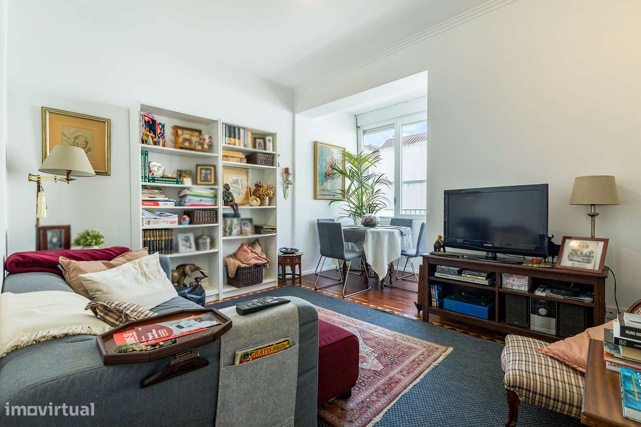 Apartamento T2, Algés - Grande imagem: 2/15