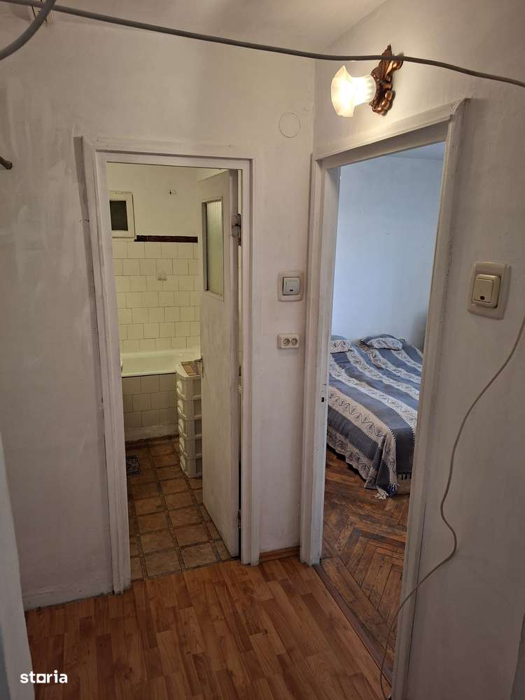 4 camere Banat , Decomandat / Centrală , Amplasament DEOSEBIT-4