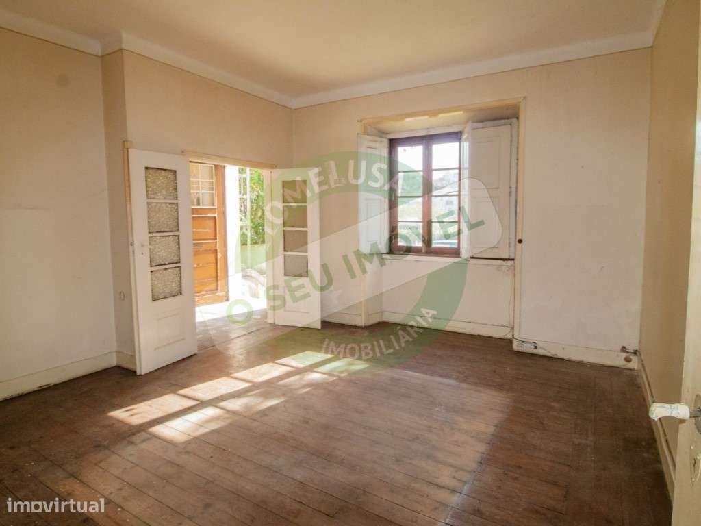 Moradia T9 com jardim em Coimbra. - Grande imagem: 5/28