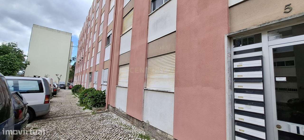 Apartamento T2 - Agualva - Grande imagem: 1/15