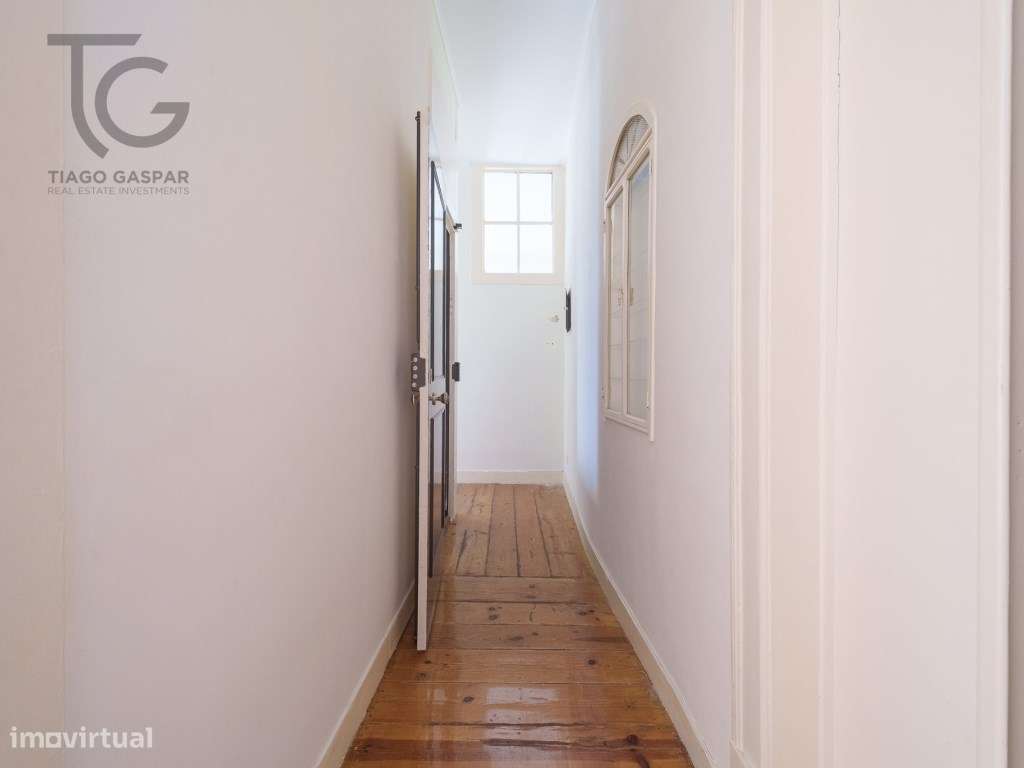 T1+1 em Alfama - Rua das Escolas Gerais-11