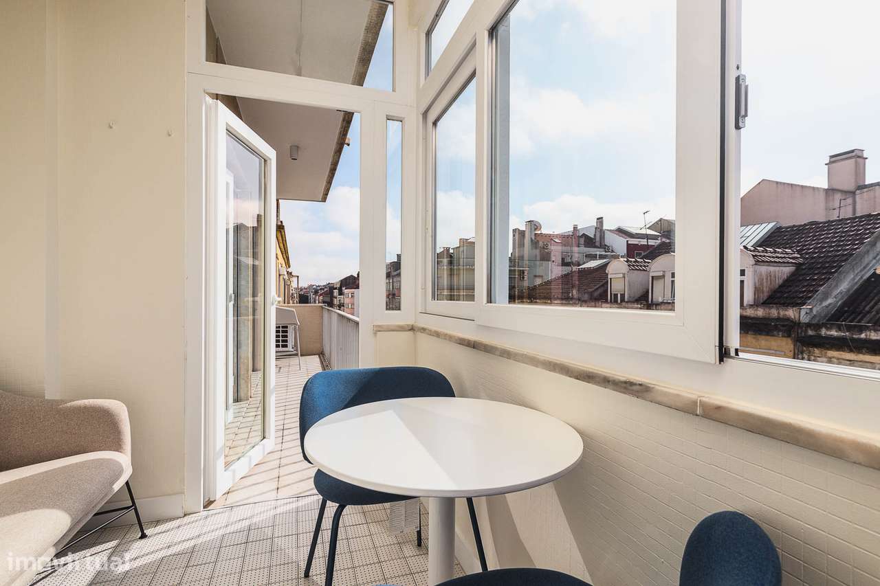 Apartamento t2 à venda na Rua Correia Teles, 84-1