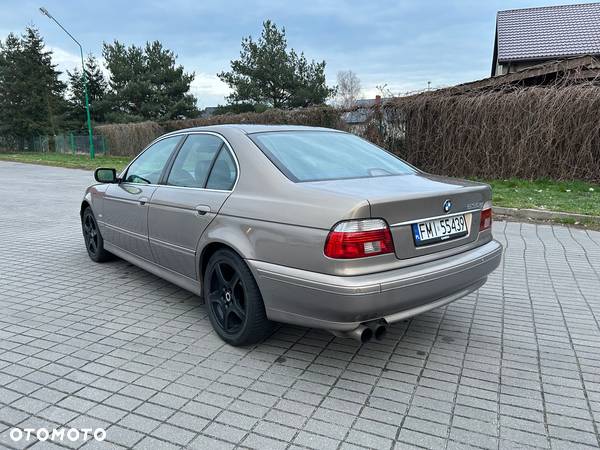 BMW Seria 5 530i - 10