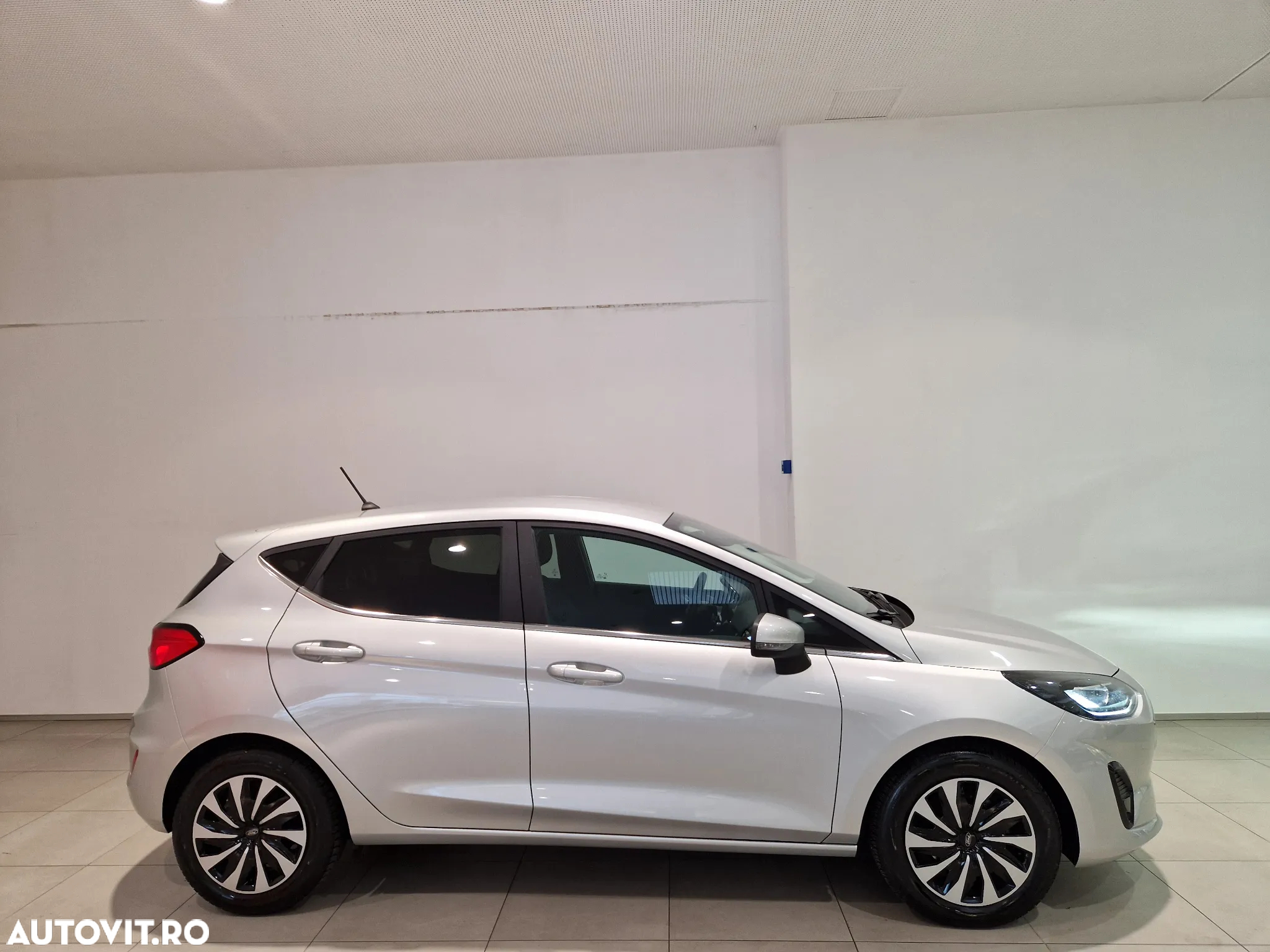 Ford Fiesta 1.0 EcoBoost 7DCT mHEV Titanium - 6