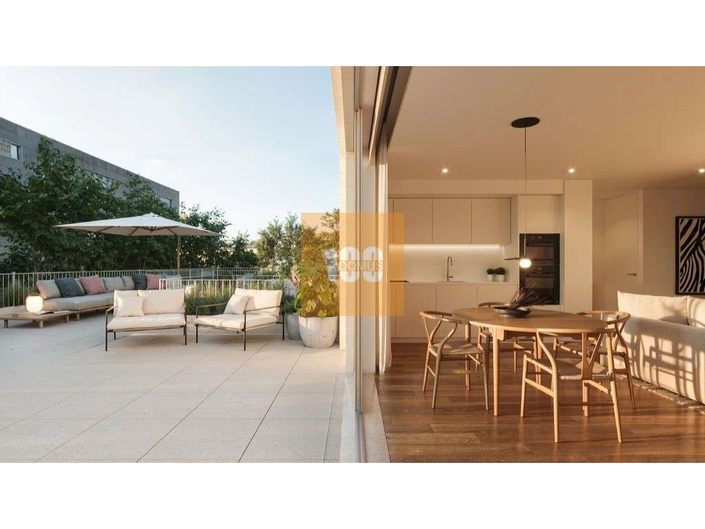 T2 Com Varanda E Terraco Boavista Prestige