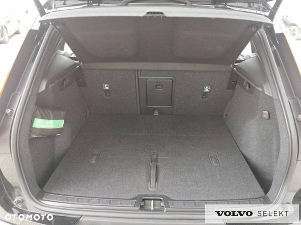 Volvo XC 40 - 30