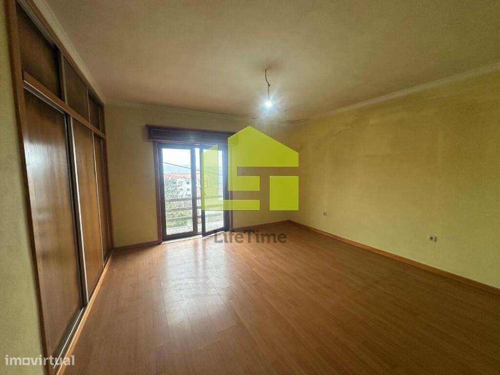 Moradia isolada T3-10