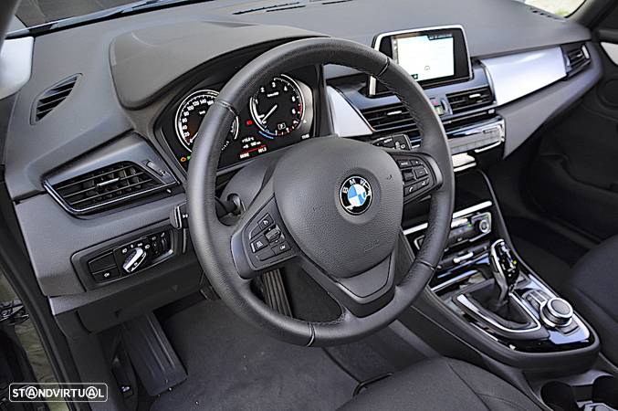 BMW 216 Active Tourer d Advantage Auto - 28