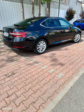 Skoda Superb - 8