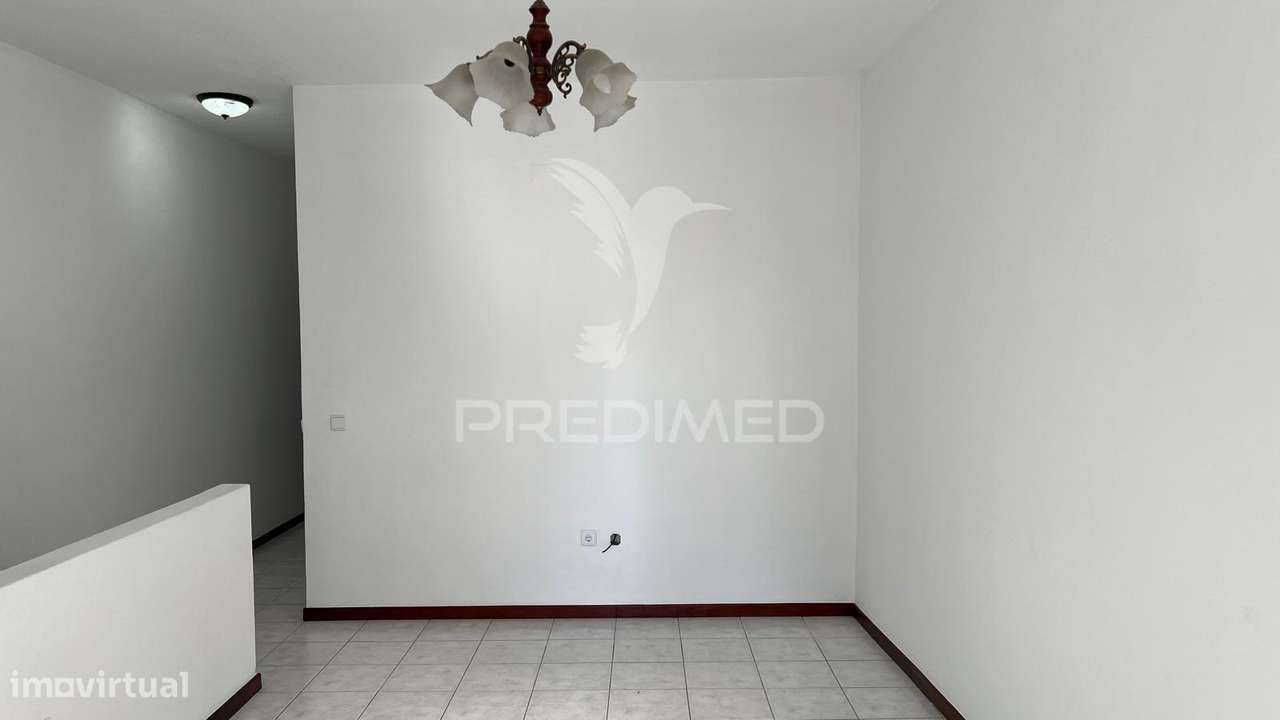 Moradia T2 em Banda + Bar, no Funchal - Ilha da Madeira - Grande imagem: 5/17