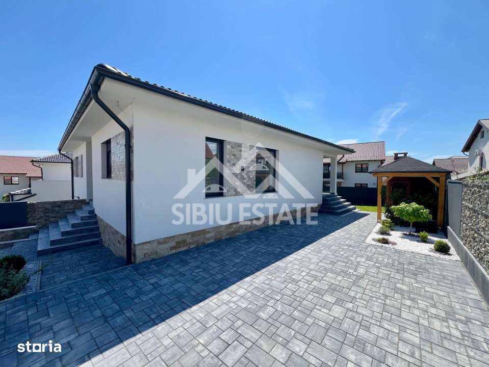 Casa Individuala cu garaj dublu de Vanzare in Șelimbar, zona Lidl - Imagine principală: 3/19