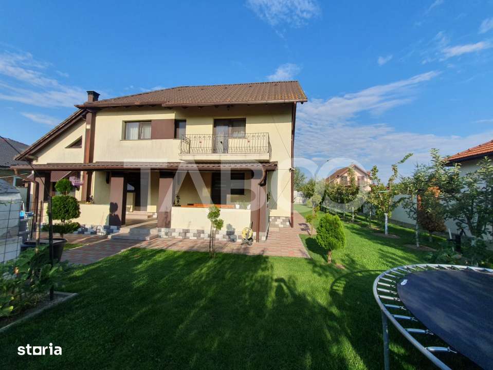 Casa 5 camere 3 bai 2 terase garaj magazie de vanzare 180 mp utili - Imagine principală: 1/19
