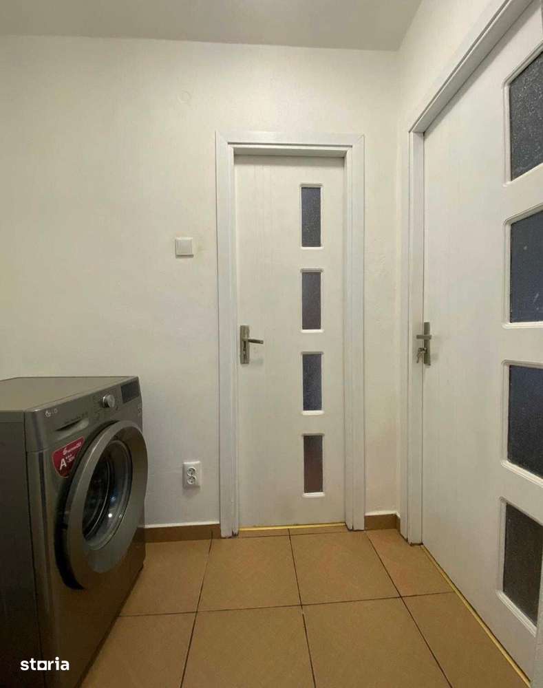 Apartament Valea Roșie 2camere.transformat în 3,mobilat 4/10 - Imagine principală: 4/6