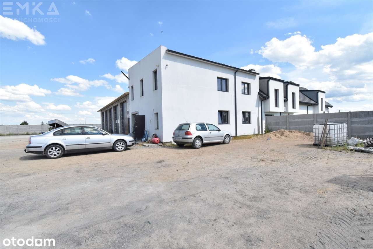 Dom + biuro + hala 5-stanowiskowa plac-8