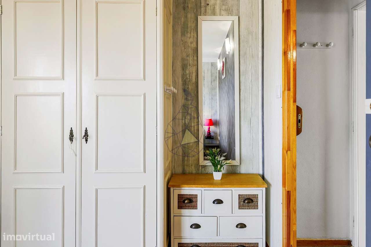 Apartamento T1  com Garagem e Piscina  no Coração da Praia da Rocha-36