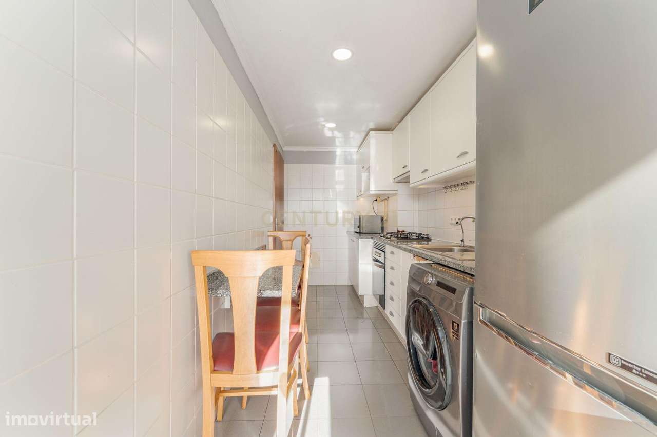 Apartamento T2 com vista mar-Atalaia, Caniço-18