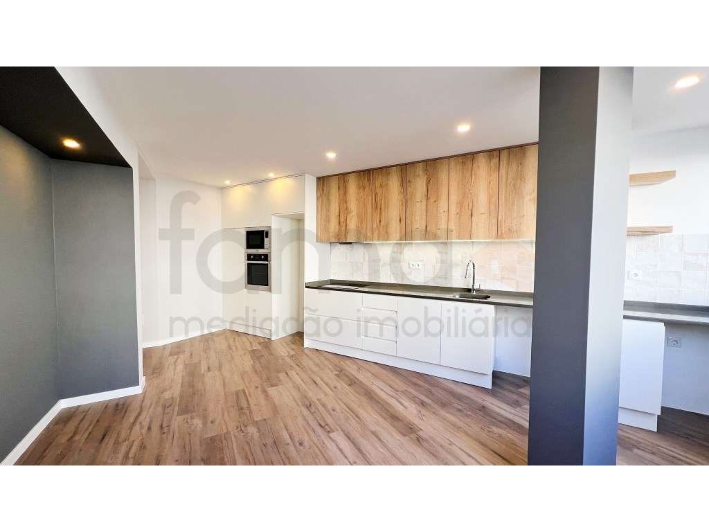 T2 Remodelado para Arrendamento em Linda-a-Velha - Grande imagem: 4/32