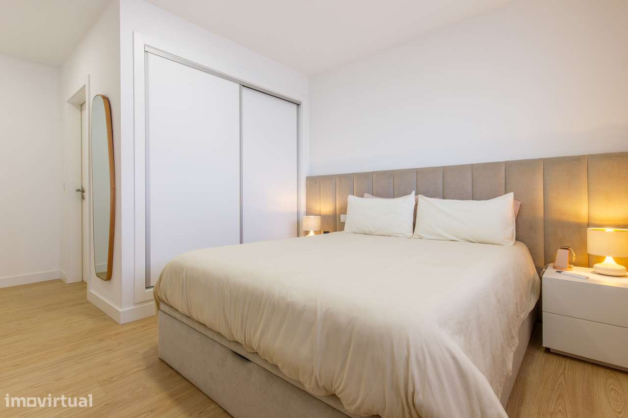 Apartamento T2 com A/C e arrecadação- Barreiro Perto da Praia e Centro-15