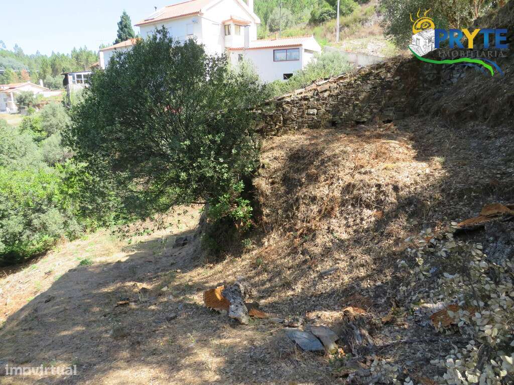 Terreno para construção inserido no aglomerado urbano da Vila da Sertã-6