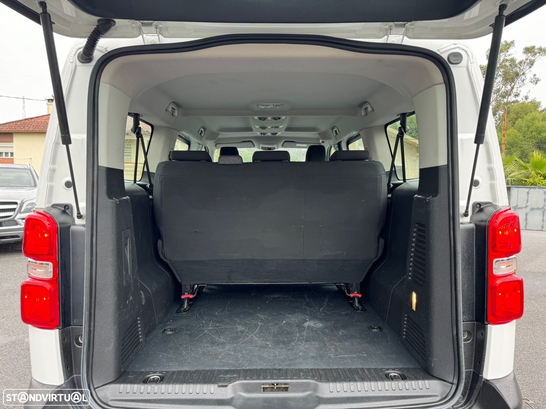 Opel Vivaro 1.5 CDTi L3H1 Essentia - 6