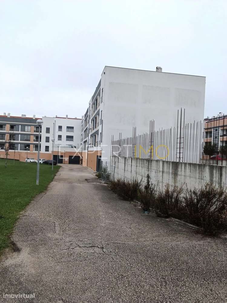 Terreno para construção de edifício para apartamentos - Grande imagem: 4/6