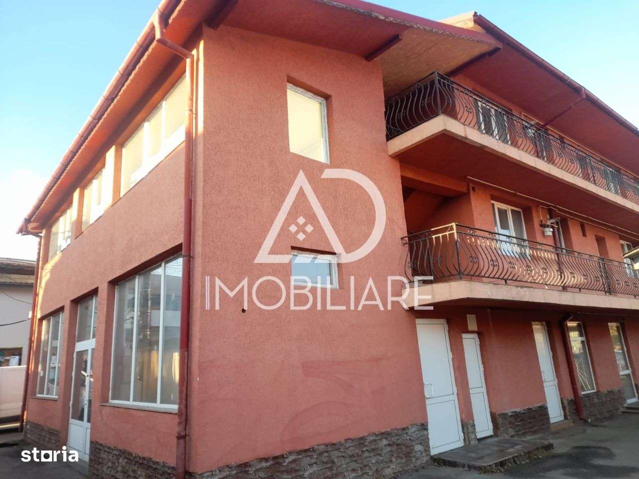 De vânzare Spațiu comercial cu acces dublu în Rovinari - Imagine principală: 5/5