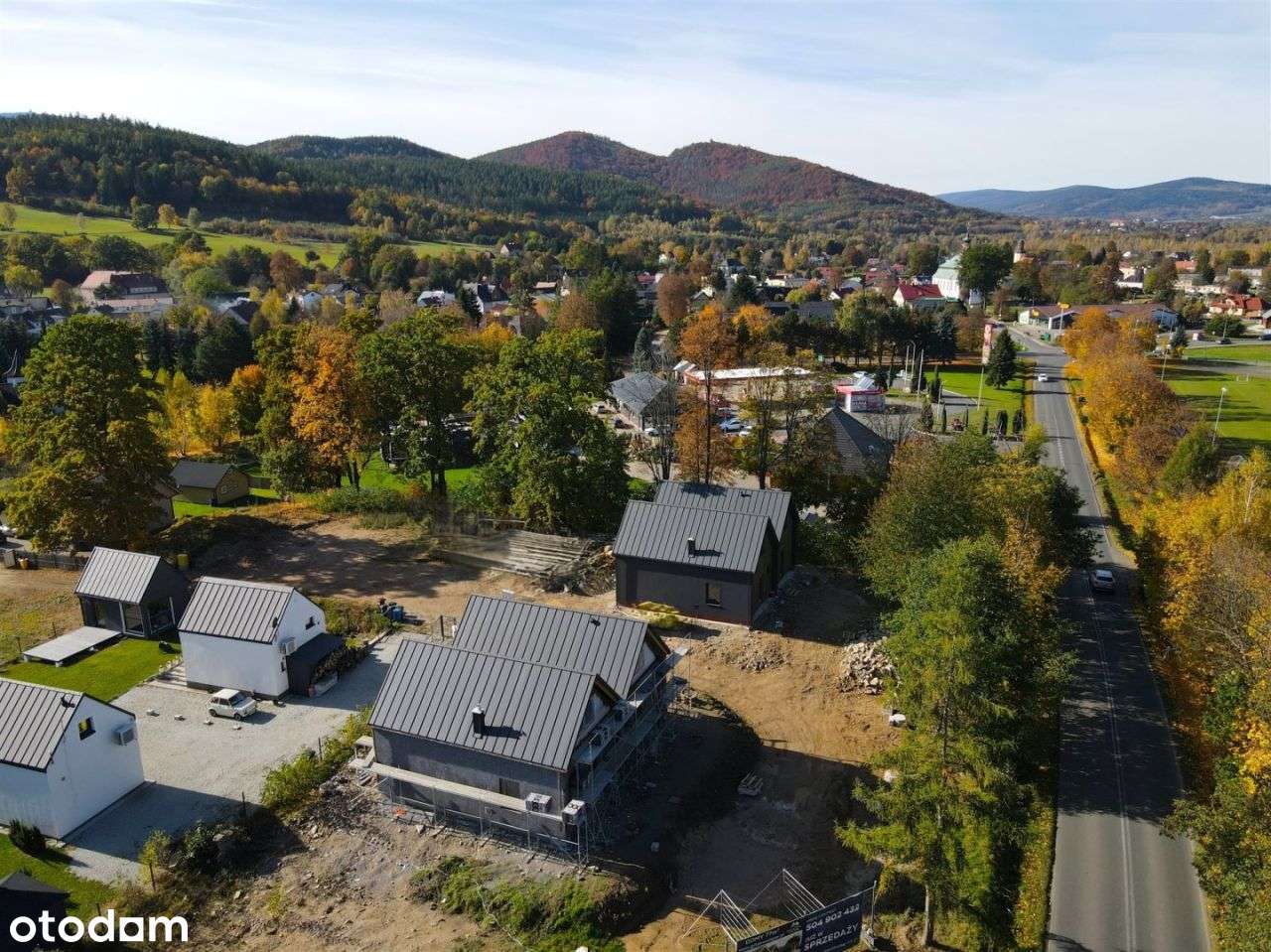 Zamieszkaj Lub Zainwestyj W "Podgórski Zakątek" !-18