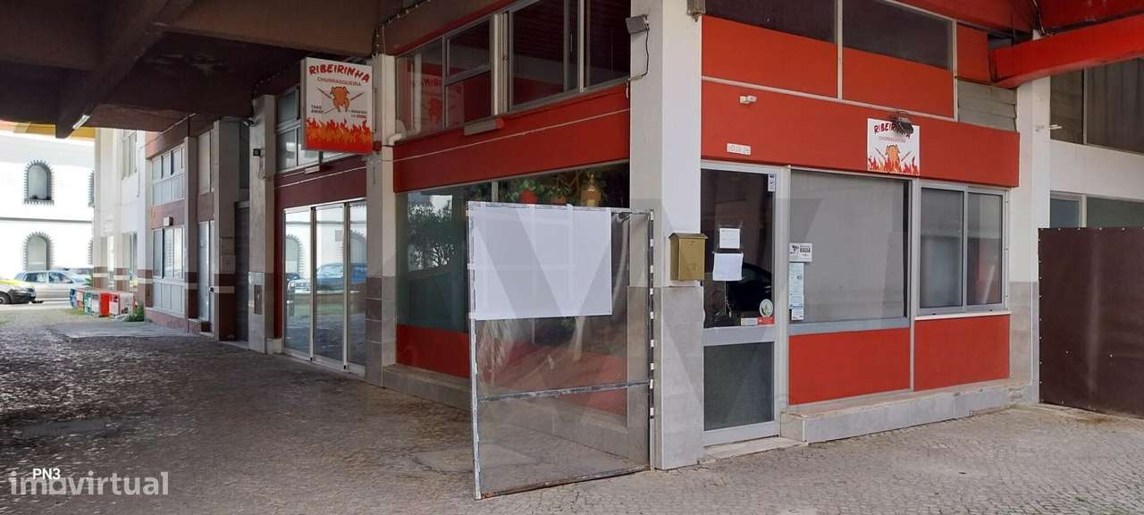 ️ Churrasqueira Take Away + Apartamento T0 na Zona Ribeirinha Frente - Grande imagem: 2/33