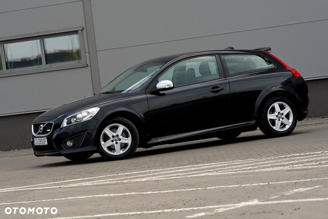 Volvo C30 D2 DRIVe R-Design - 9