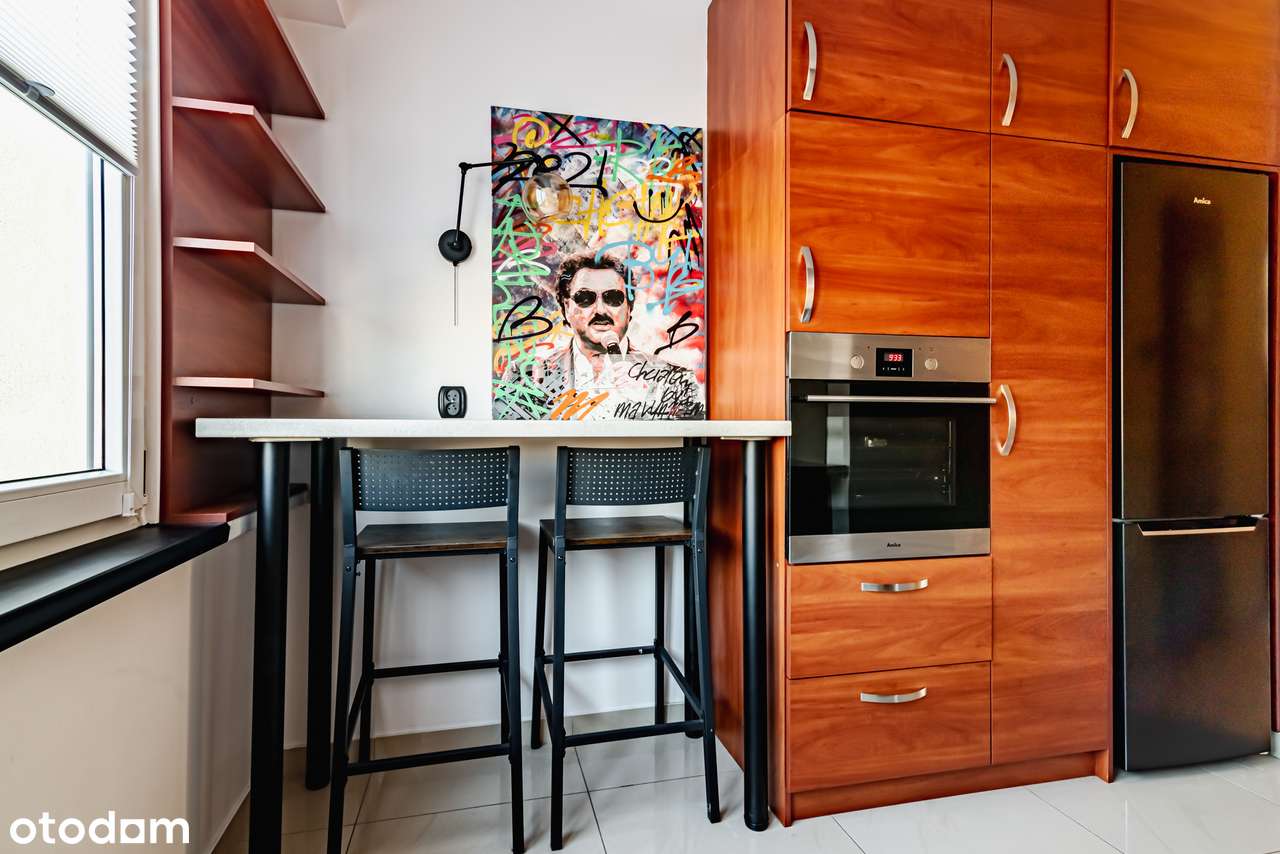 Wyjątkowe mieszkanie po remoncie  w świetnej lokalizacji !-0