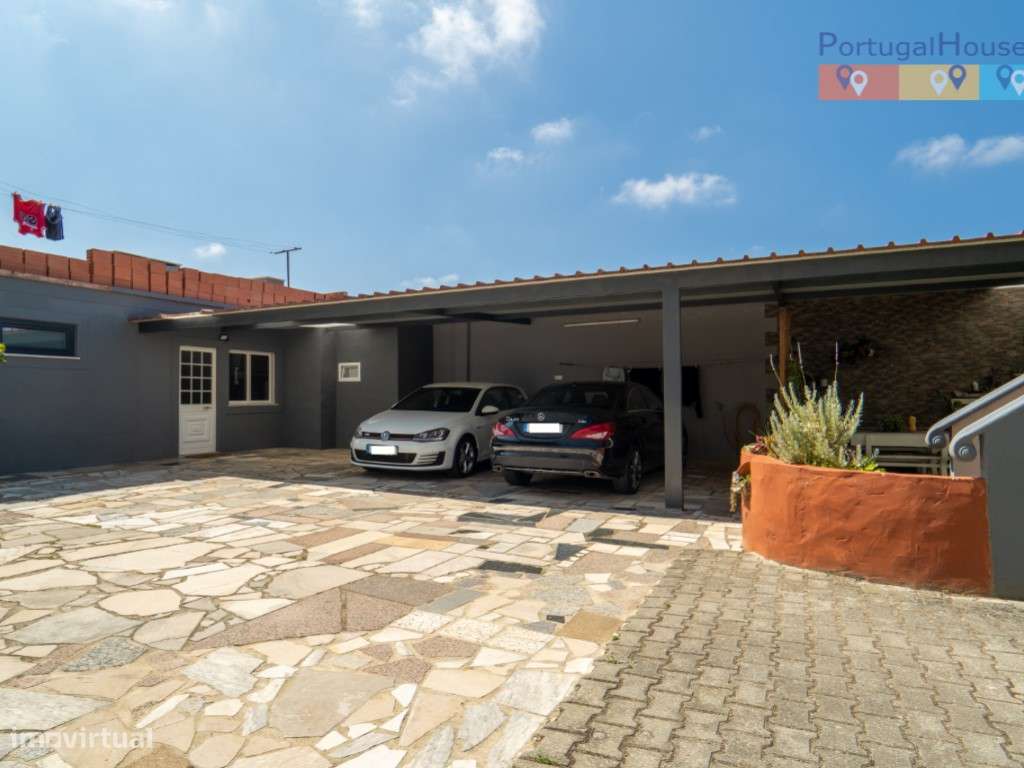 Moradia independente T3 com anexo T2 e 5.000 metros de terreno.-7